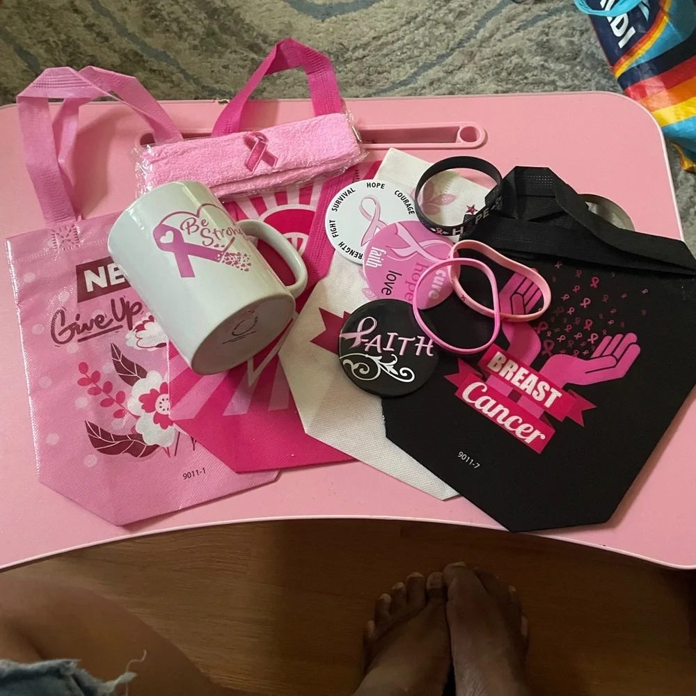 Breast Cancer Awareness Gift Set - Pink and Black - Picture 1 of 1